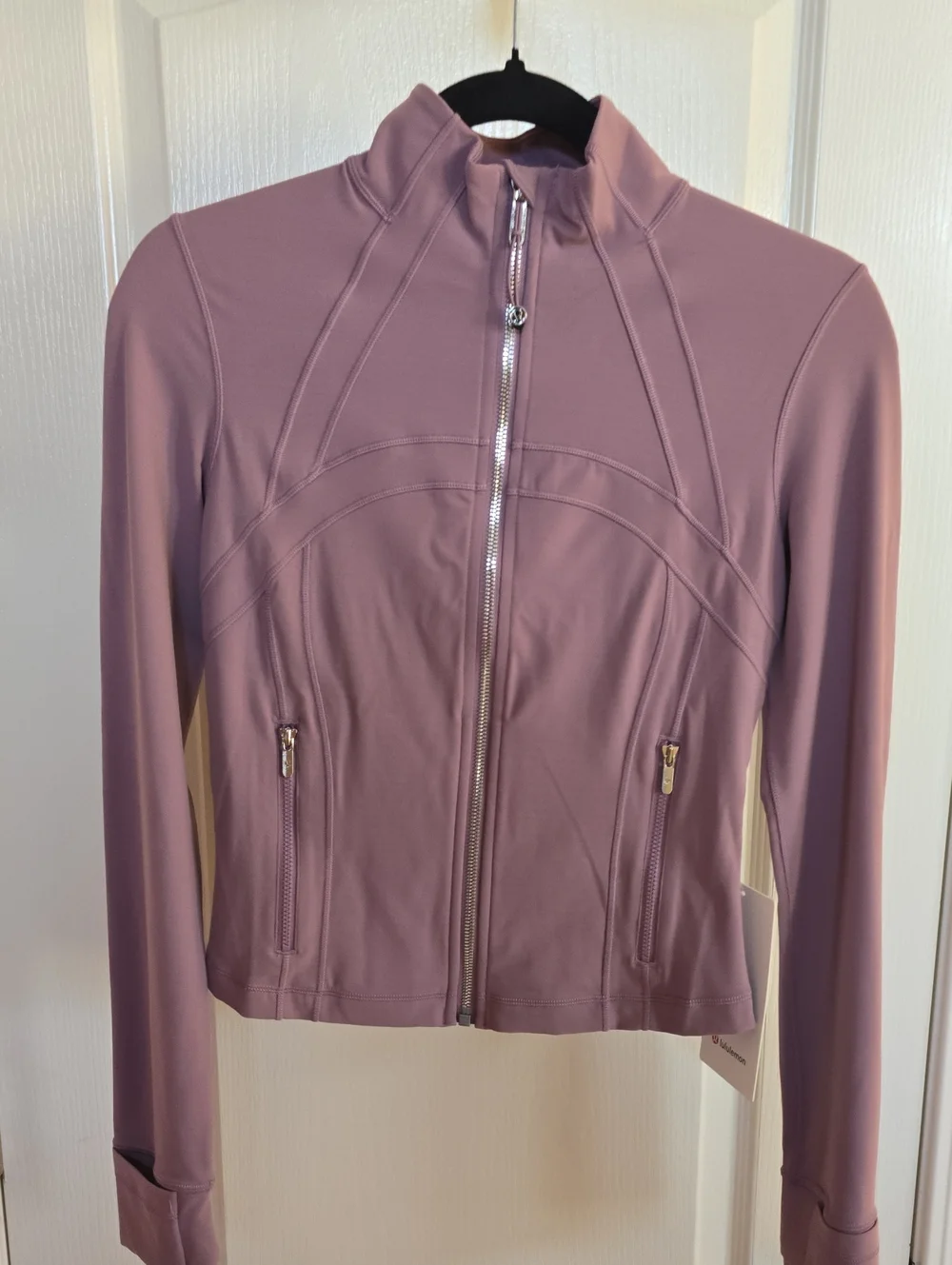 Lululemon define cropped Nulu